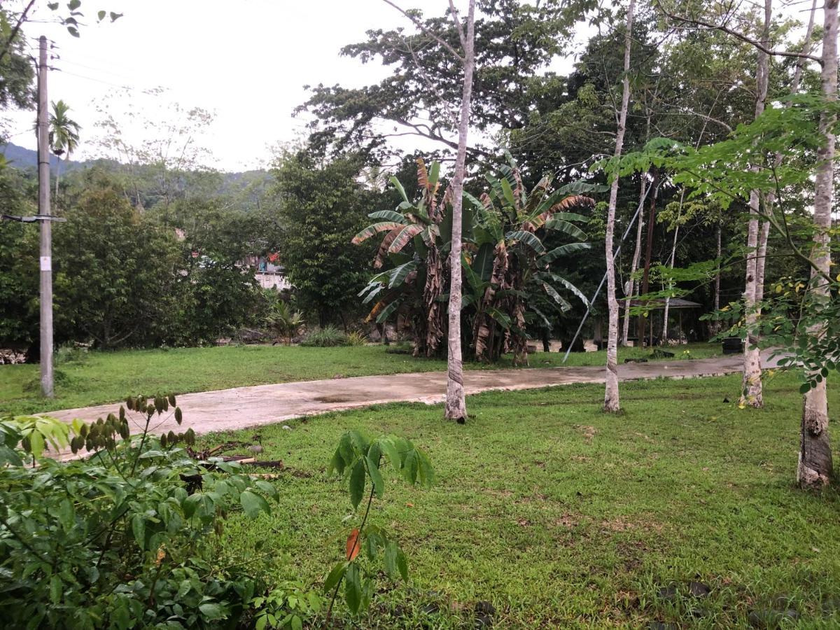 Grace Guesthouse Kota Belud Kültér fotó